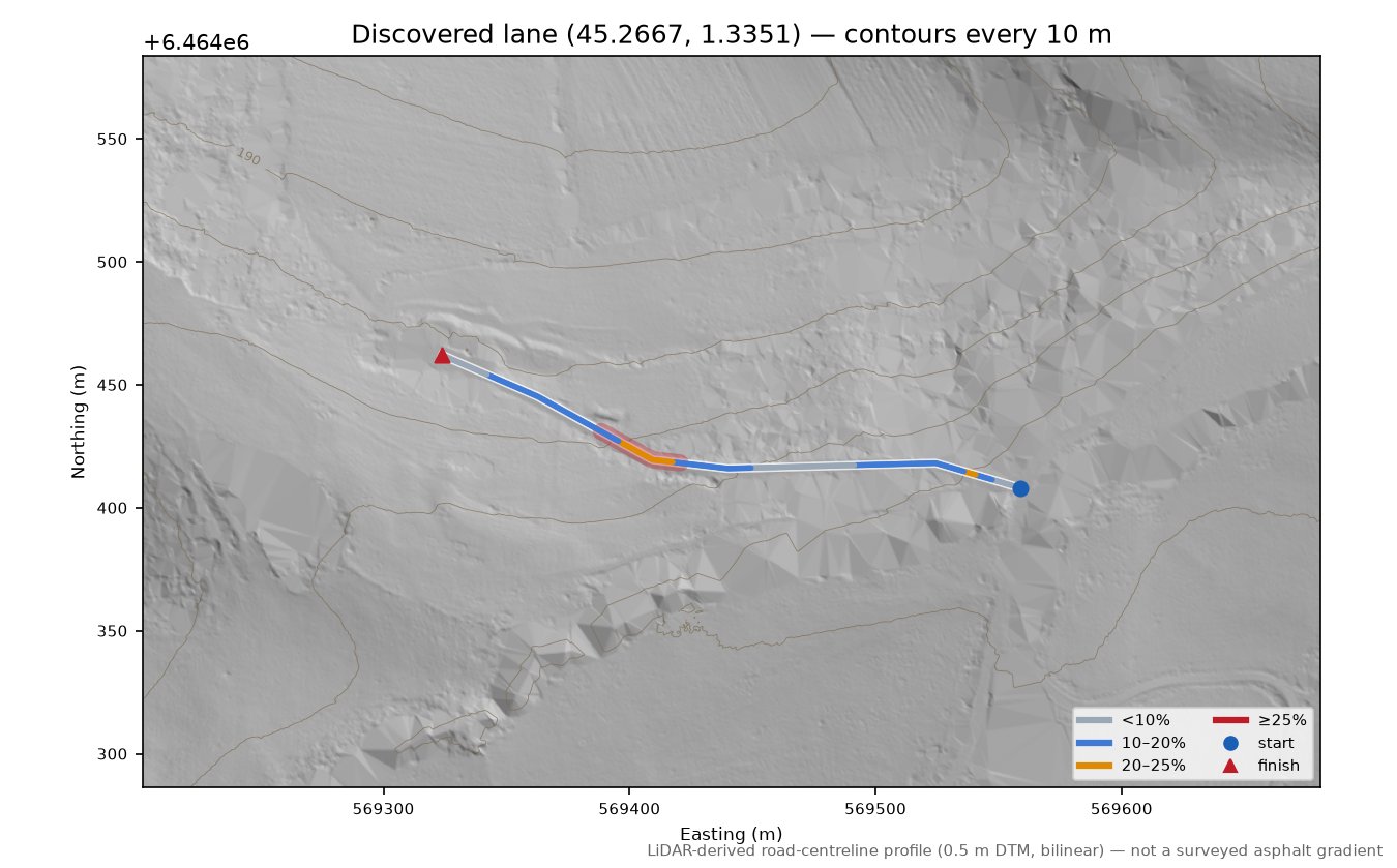 Discovered lane (45.2667, 1.3351) LiDAR hillshade map with contours