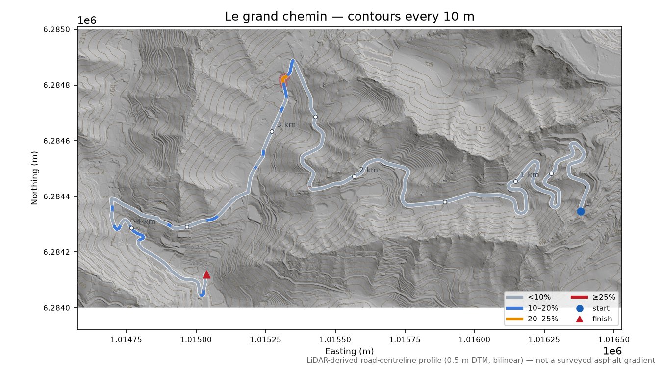 Le grand chemin LiDAR hillshade map with contours
